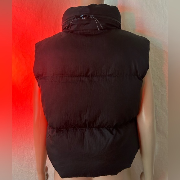 Cropped black Puffer - Picture 4 of 7